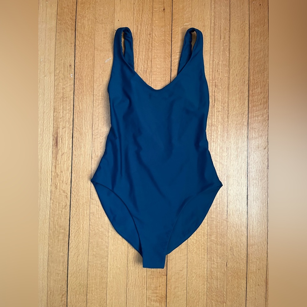 Jade swim Contour One Piece
